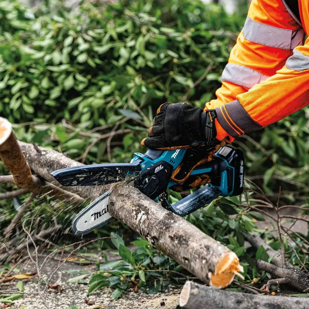 MAKITA Cordless Pruning Saw